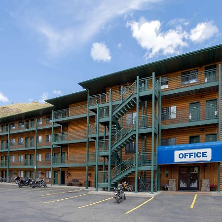 Travelodge By Wyndham Gardiner Yellowstone Park North Entr Exterior foto
